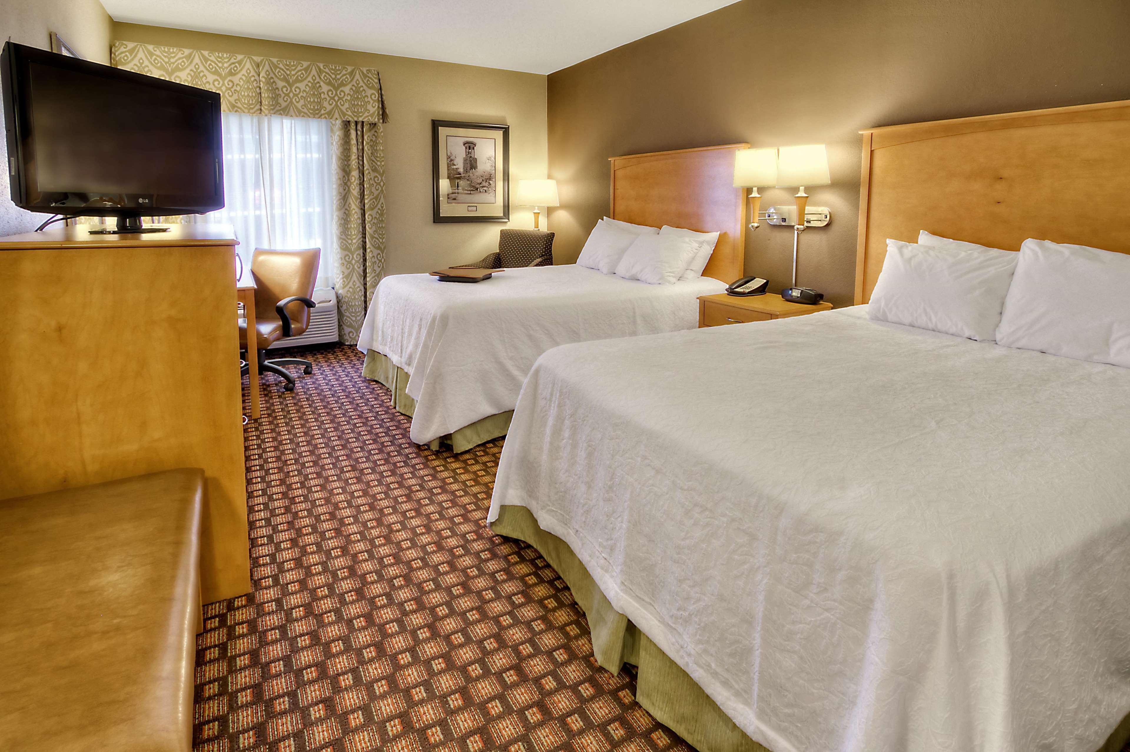 Hampton Inn & Suites Nashville-Vanderbilt-Elliston Place Εξωτερικό φωτογραφία