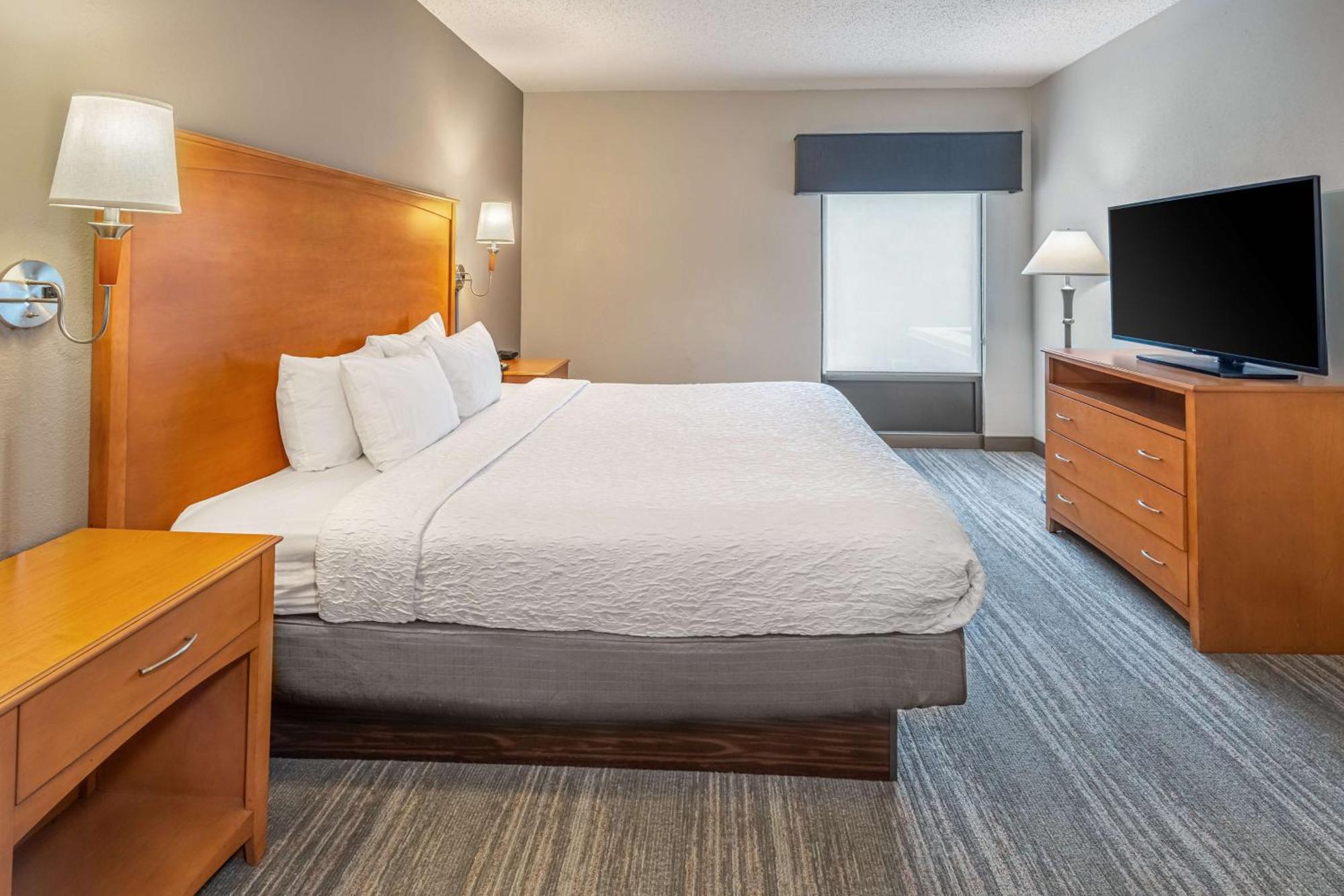 Hampton Inn & Suites Nashville-Vanderbilt-Elliston Place Εξωτερικό φωτογραφία