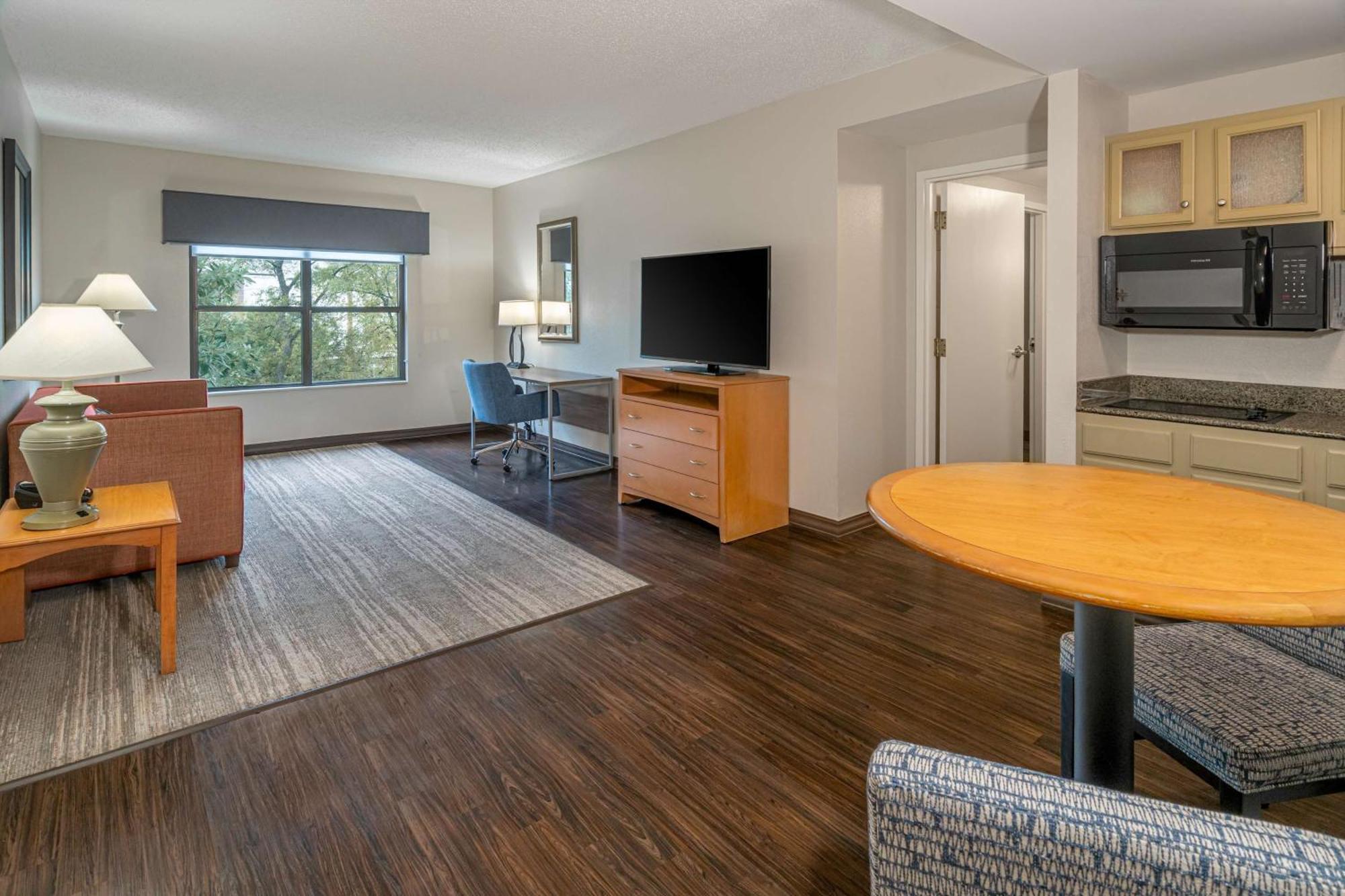 Hampton Inn & Suites Nashville-Vanderbilt-Elliston Place Εξωτερικό φωτογραφία