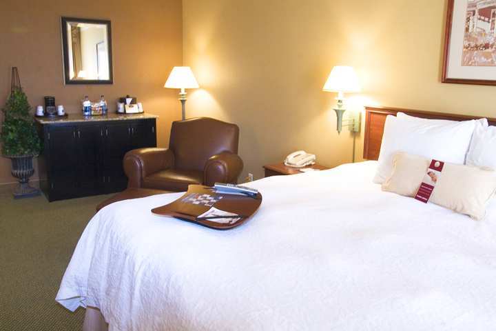 Hampton Inn & Suites Nashville-Vanderbilt-Elliston Place Εξωτερικό φωτογραφία