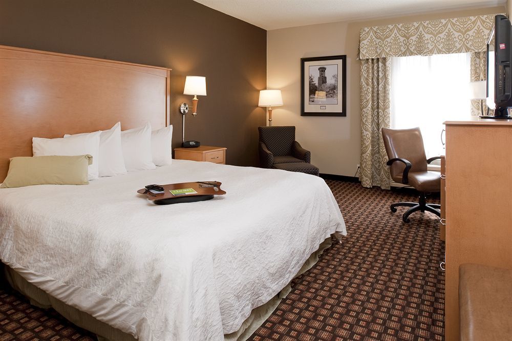 Hampton Inn & Suites Nashville-Vanderbilt-Elliston Place Εξωτερικό φωτογραφία